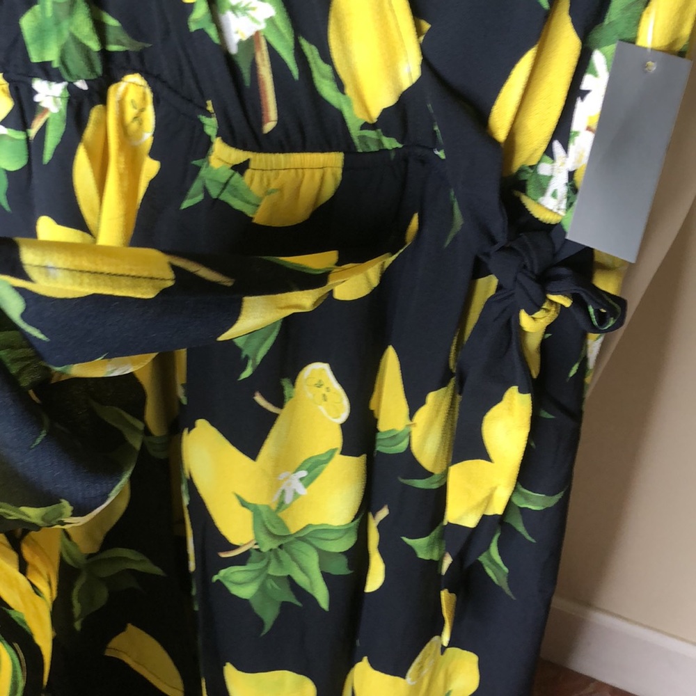 Lemon & Navy Dress - Picture 11 of 13